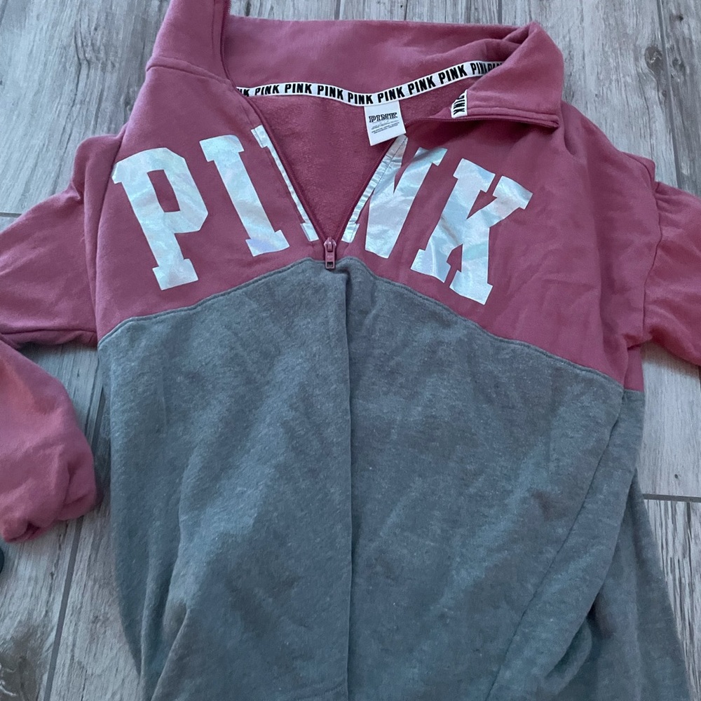 pink sweater